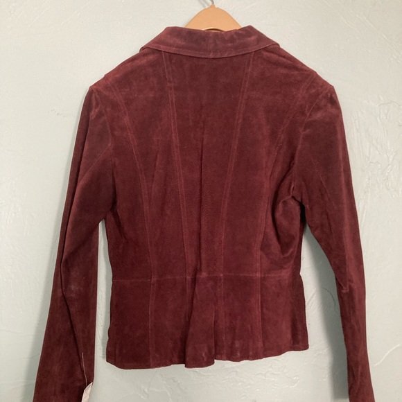 Wilson Leather Jacket vintage
NWT-M
Maroon - Picture 2 of 11